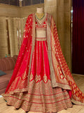 Red Luméra Bride