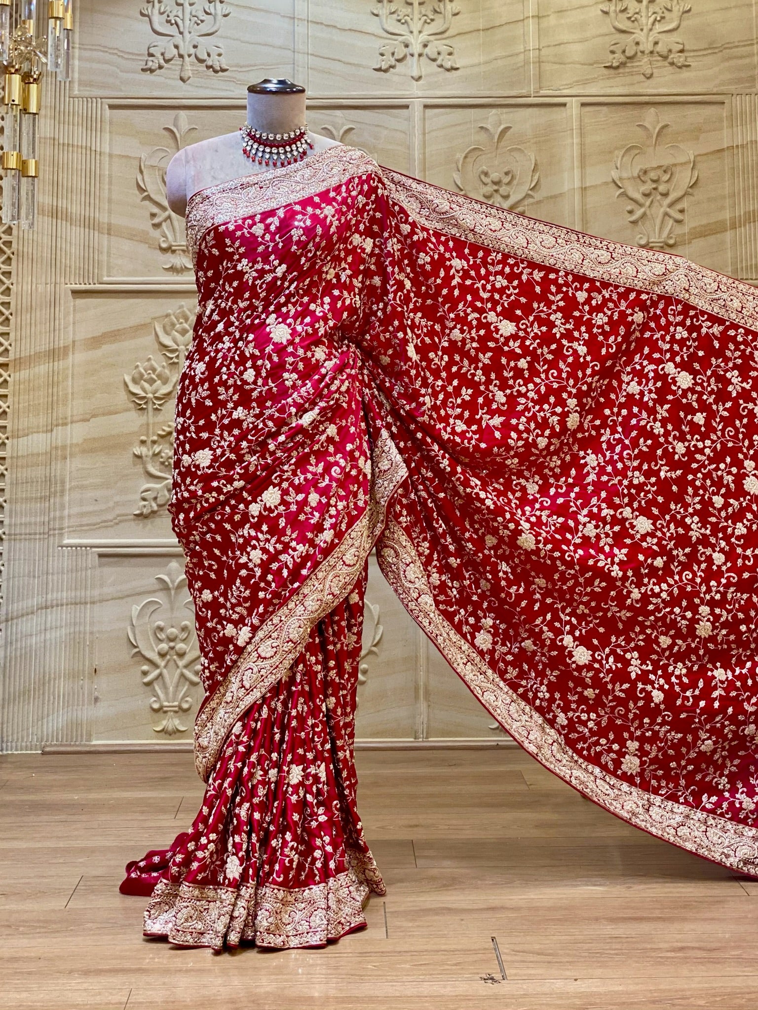 Devanshi Saree