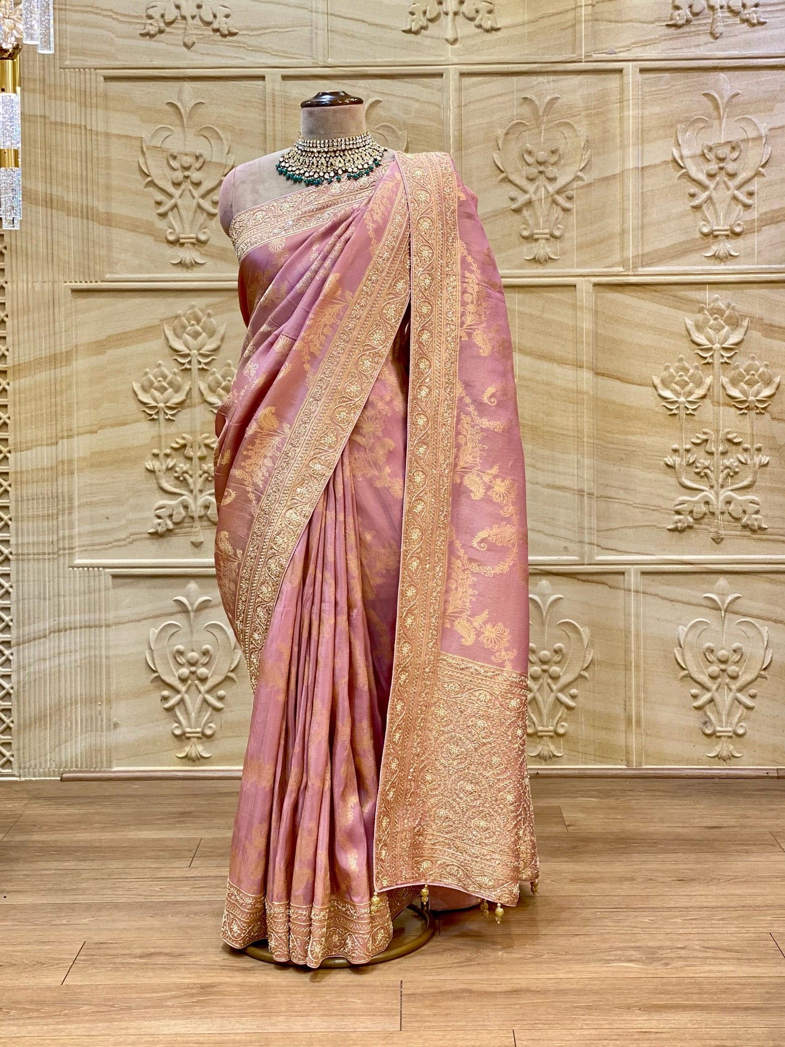Avyra Saree